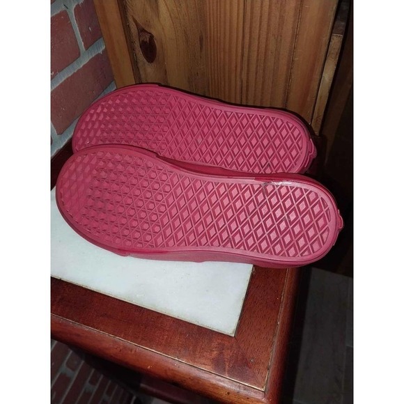 Red VANS Size 9 - Picture 5 of 5